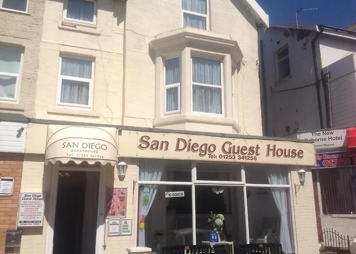 San Diego Guest House - Near Pleasure Beach Blackpool